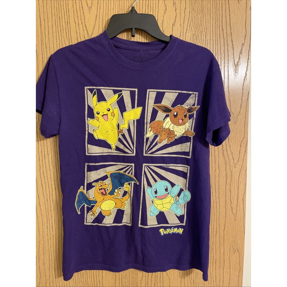 Nintendo Pokémon Pikachu‎ Squirtle, Eevee, Charizard T-Shirt, Purple Men's Small